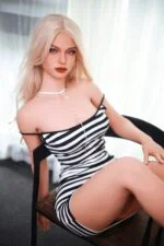 Beste prijs/kwaliteit DutchDoll Hannah | 161 cm 50